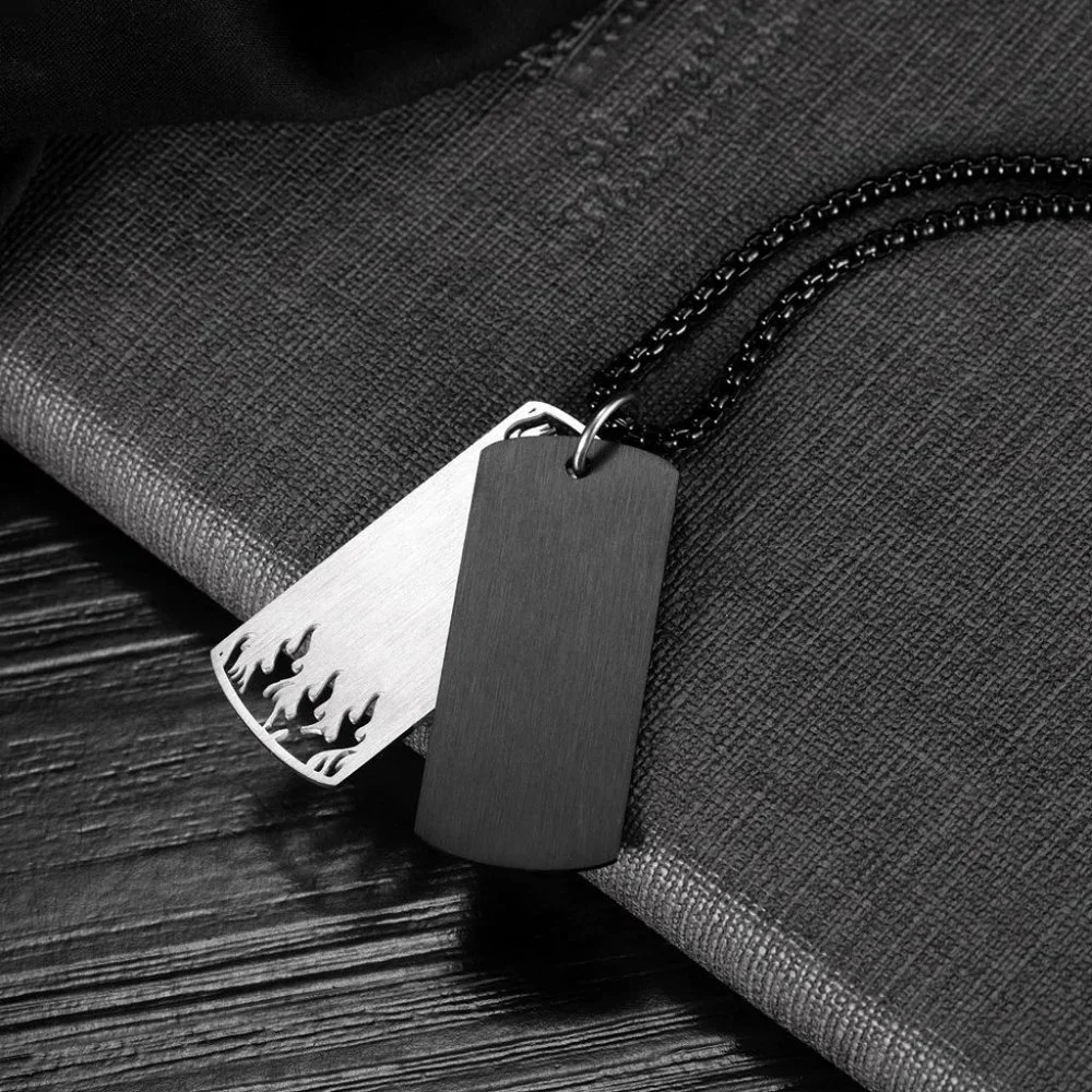 men skull necklace - Picture 3 of 4